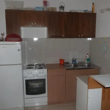 Apartment In With Sea View, Balcony, Air Conditioning, Wi-fi *